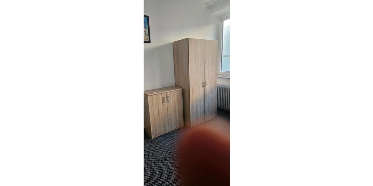 Etagenwohnung Neuss Augustinusviertel - 5 Zimmer, 130 m&sup2;, 650&euro; | Angebot:24514721