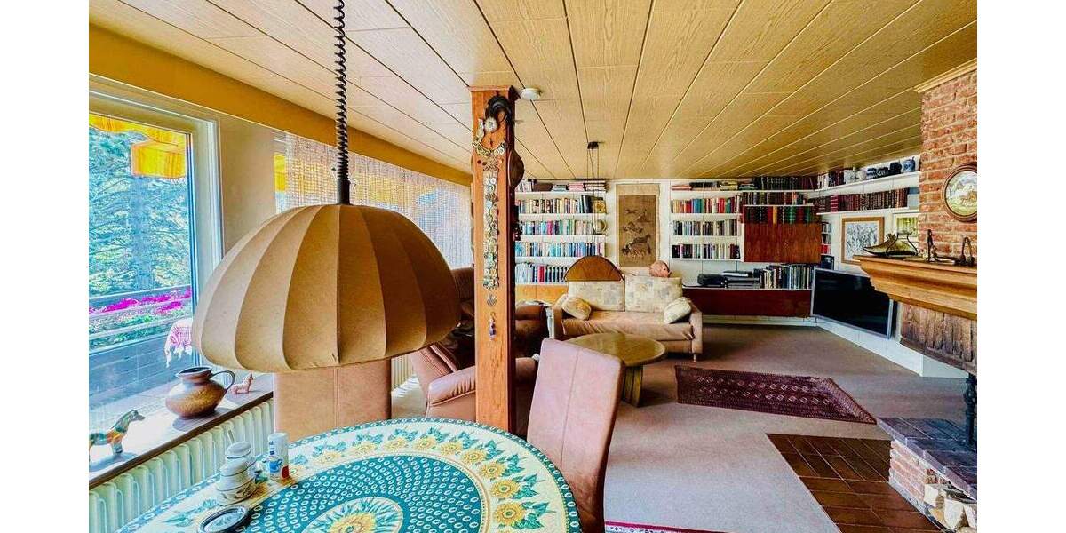 Etagenwohnung Neuss Rosellen - 2 Zimmer, 79 m&sup2;, 240.000&euro; | Angebot:24810351