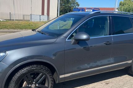 VW Touareg 263.000 km 12.600 € Bochum 44869