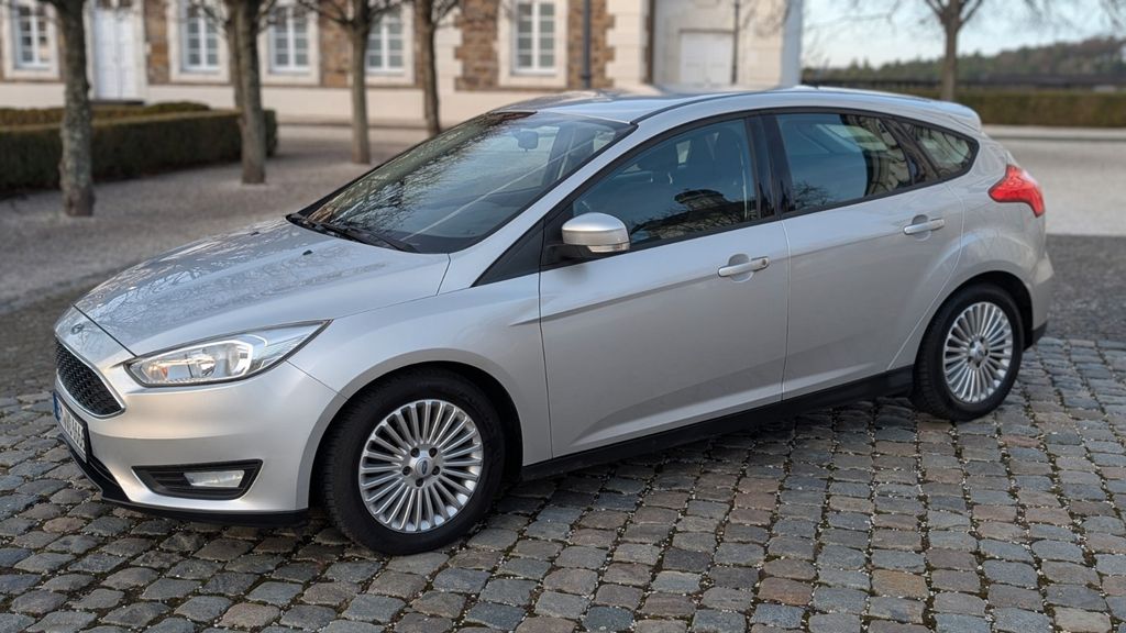 Ford Focus 69.870 km 10.800 &euro; Bergisch Gladbach 51429