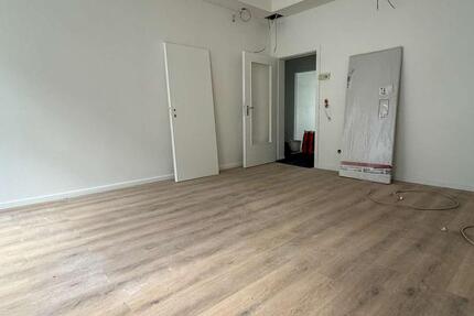 Wohnung Wuppertal Elberfeld - 5 Zimmer, 111 m&sup2;, 1.100&euro; | Angebot:26420207