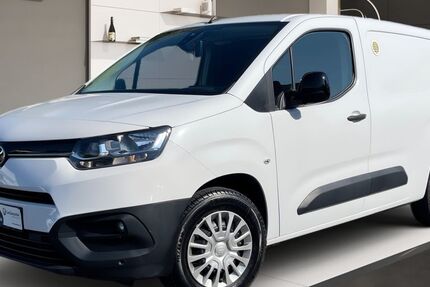Toyota Proace City (Verso) 44.987 km 17.488 &euro; Köln 51069