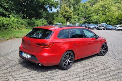 Seat Leon 71.000 km 21.300 &euro; Solingen 42659