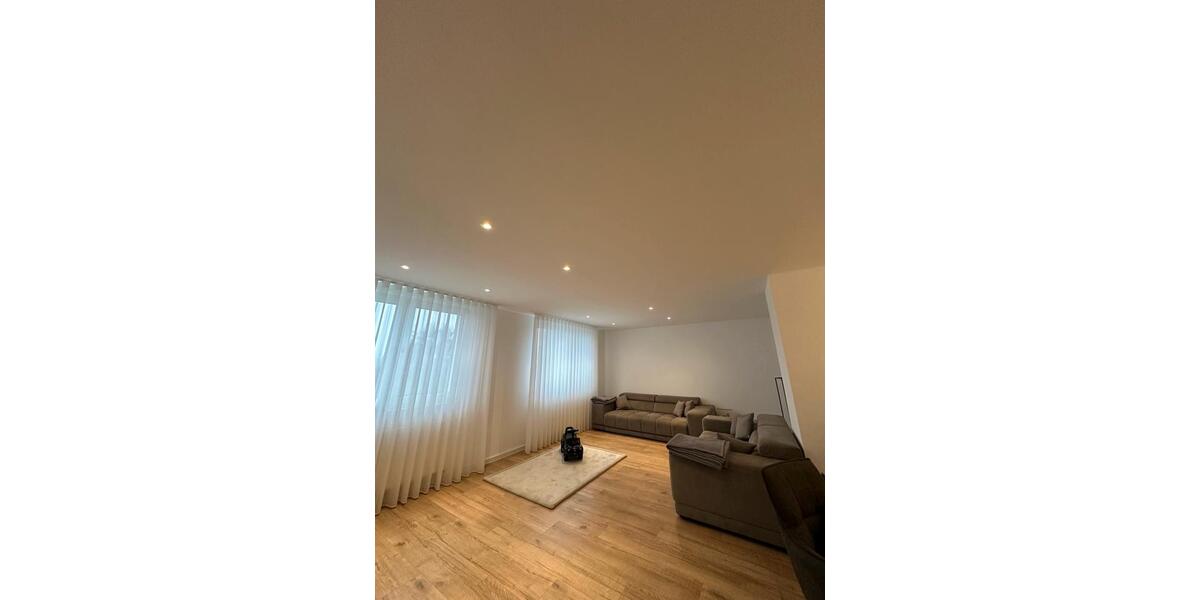 Etagenwohnung Wuppertal Gemarkung Langerfeld - 4 Zimmer, 105 m&sup2;, 1.150&euro; | Angebot:25967580