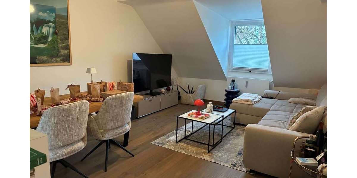 Etagenwohnung Düsseldorf Pempelfort - 5 Zimmer, 105 m&sup2;, 1.800&euro; | Angebot:24786445