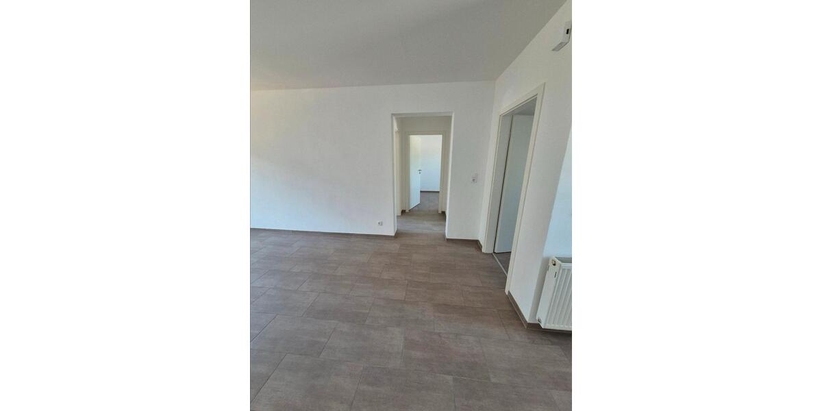 Etagenwohnung Remscheid Gemarkung Bergisch Born - 3 Zimmer, 71 m&sup2;, 880&euro; | Angebot:24584338