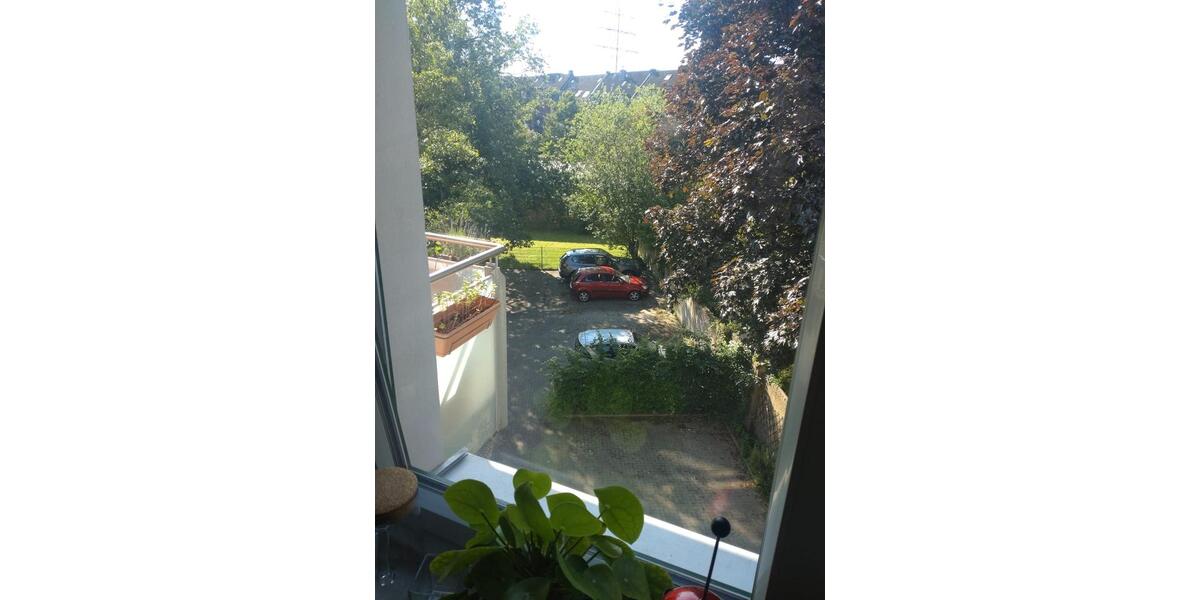 Etagenwohnung Düsseldorf Stadtbezirk 8 - 4 Zimmer, 96 m&sup2;, 1.299&euro; | Angebot:24840350