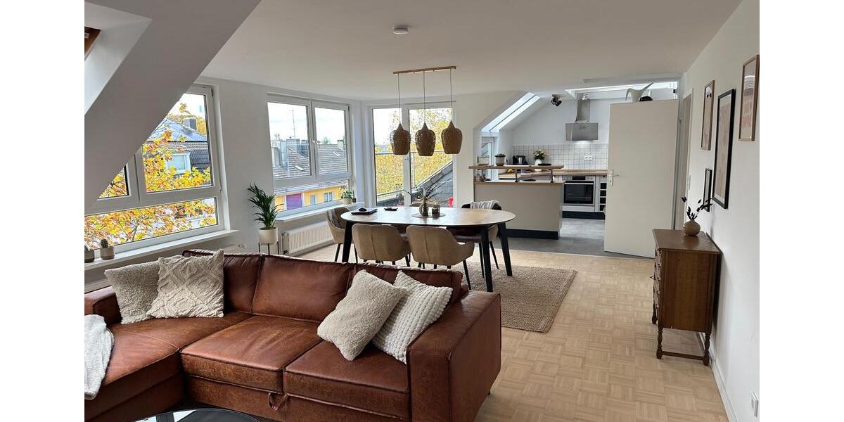 Dachgeschoßwohnung Wuppertal Barmen - 3 Zimmer, 87 m&sup2;, 1.290&euro; | Angebot:24859499