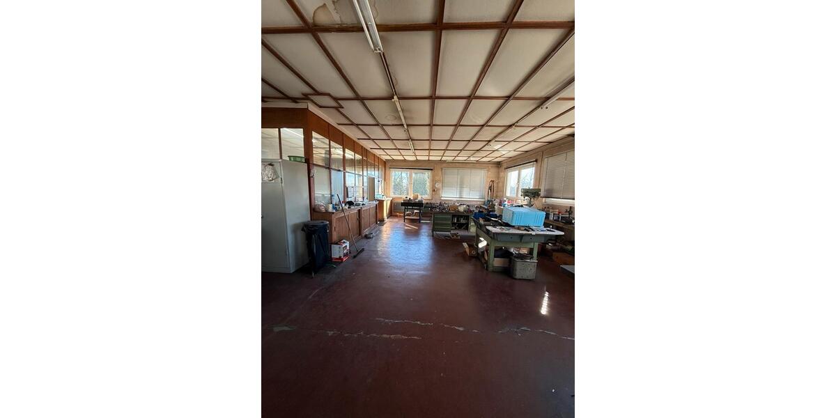 Gewerbeobjekt Solingen - 1.610&euro; | Angebot:25956890