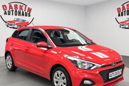 Hyundai i20 64.000 km 9.950 &euro; Köln 50827