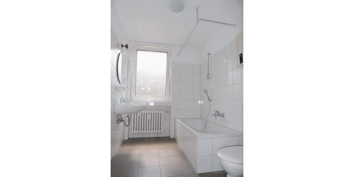 Etagenwohnung Köln Vingst - 2 Zimmer, 58 m&sup2;, 900&euro; | Angebot:25665952