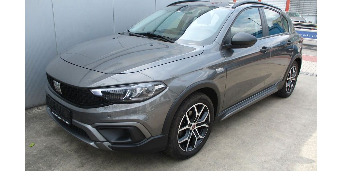 Fiat Tipo 87.869 km 11.270 &euro; Köln 51105