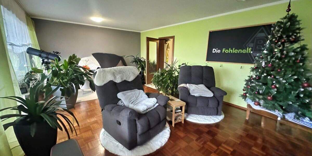 Etagenwohnung Wermelskirchen - 3 Zimmer, 95 m&sup2;, 259.000&euro; | Angebot:24812417