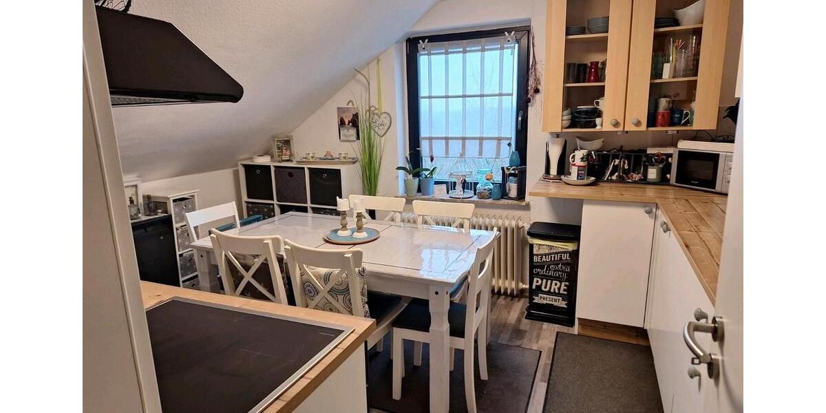 Dachgeschoßwohnung Halver - 3 Zimmer, 75 m&sup2;, 550&euro; | Angebot:26055111