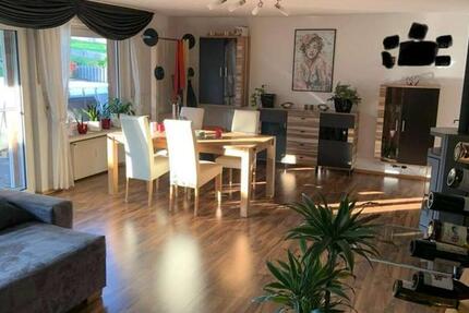 Wohnung Remscheid Lüttringhausen - 3 Zimmer, 92 m&sup2;, 1.220&euro; | Angebot:25054986