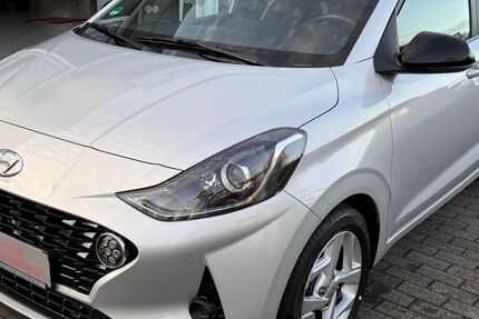 Hyundai i10 9.402 km 15.555 &euro; Radevormwald 42477