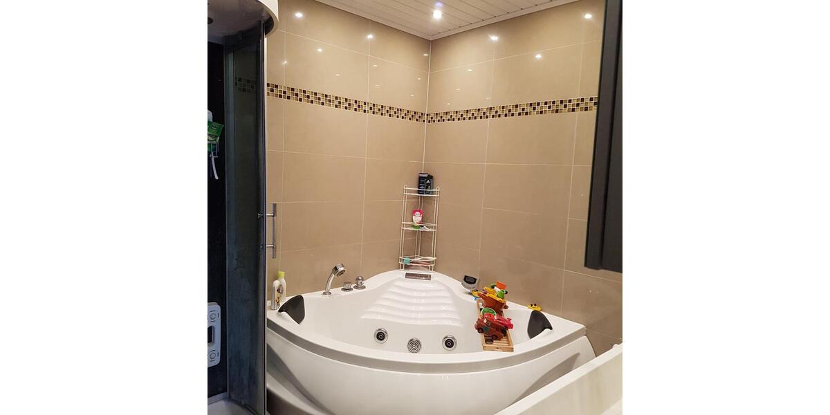 Etagenwohnung Dormagen Hackenbroich - 4 Zimmer, 94 m&sup2;, 188.000&euro; | Angebot:24703067