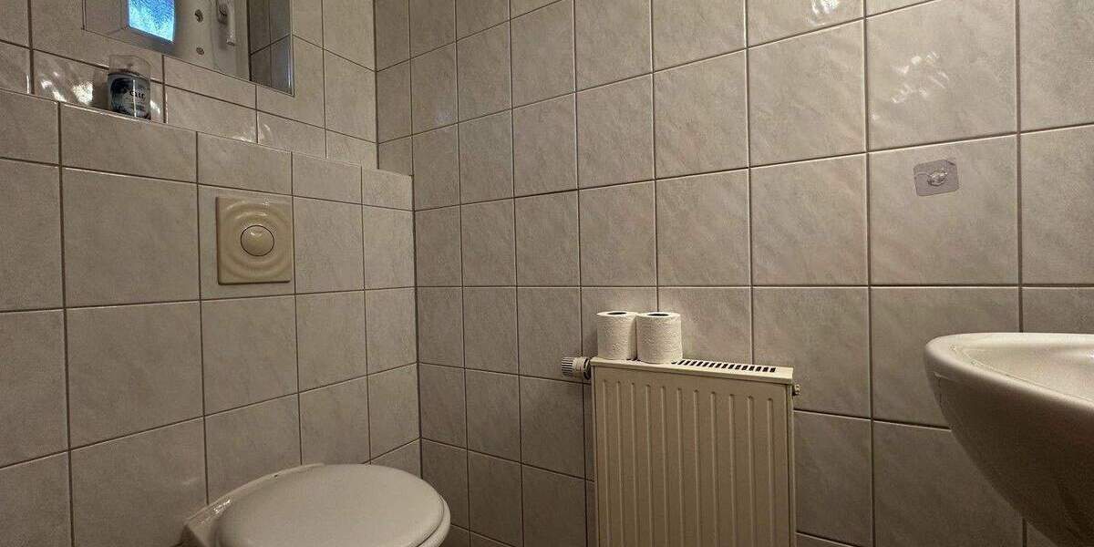 Reihenmittelhaus Köln Ossendorf - 4 Zimmer, 145 m&sup2;, 2.750&euro; | Angebot:24736531