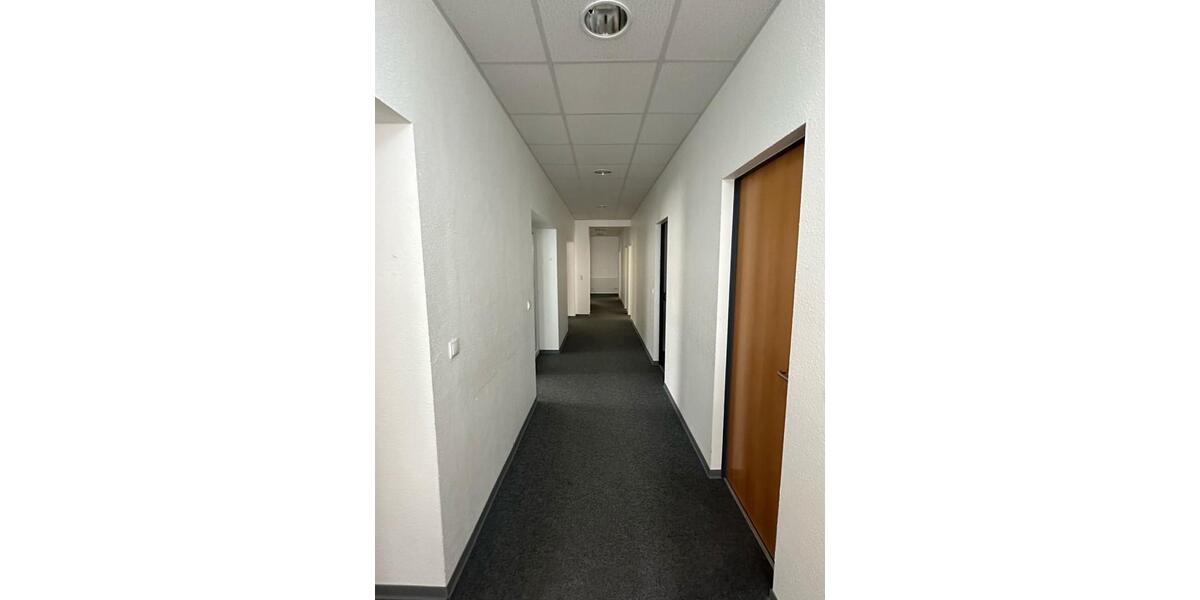 Gewerbeobjekt Halver - 2.250&euro; | Angebot:22260582