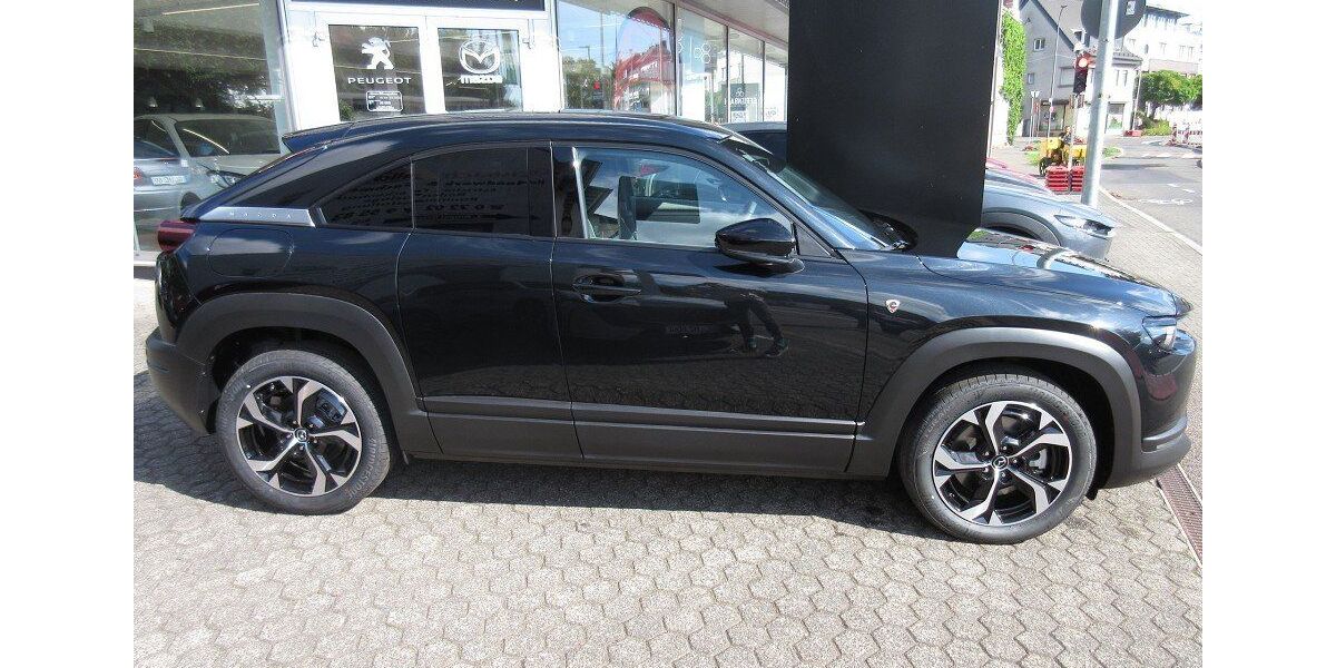 Mazda MX-30 3.867 km 25.999 &euro; Bergisch Gladbach 51465