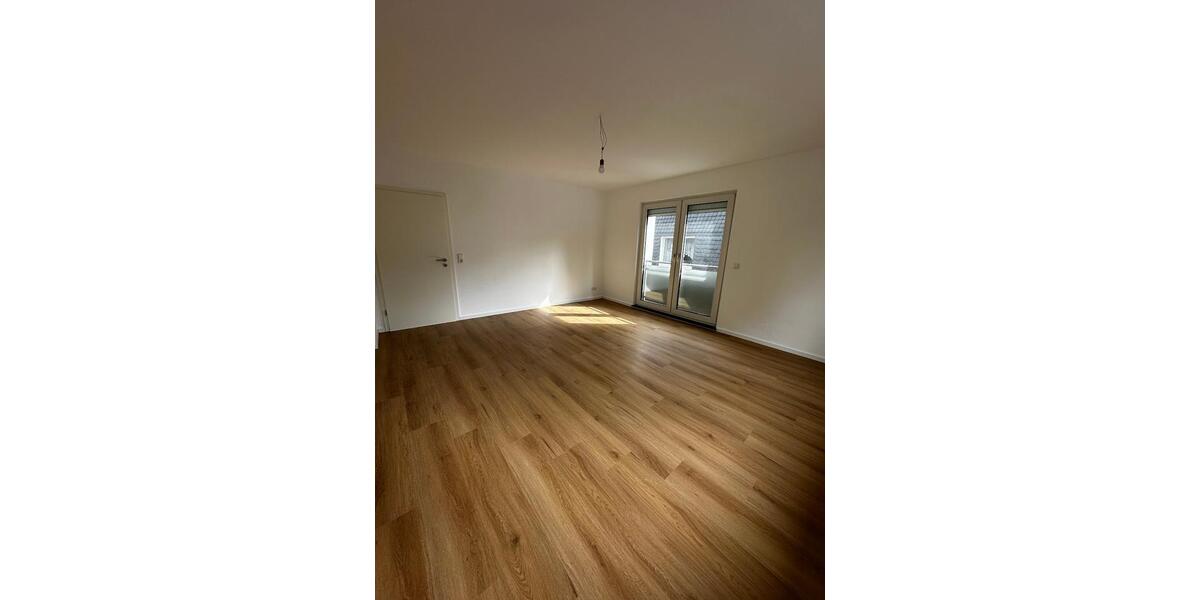 Etagenwohnung Wuppertal Gemarkung Ronsdorf - 2 Zimmer, 69 m&sup2;, 709&euro; | Angebot:24715790