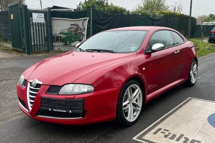 Alfa Romeo GT 73.000 km 5.999 &euro; Köln 50739