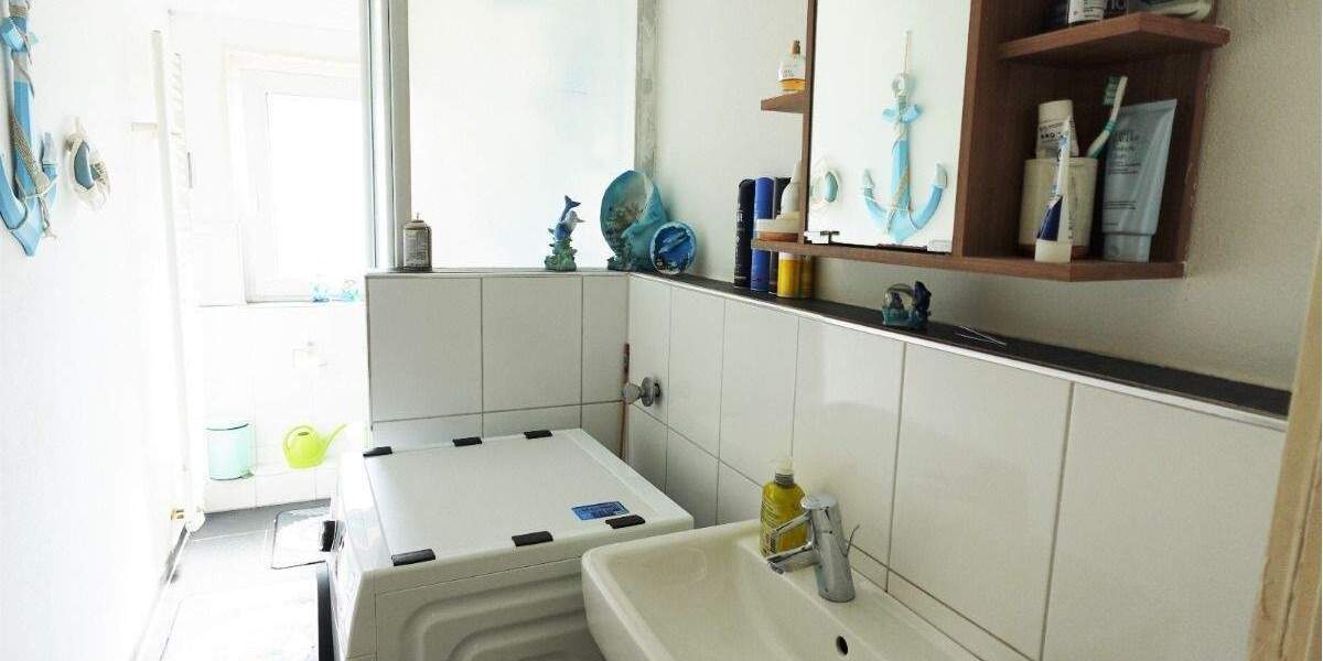 Etagenwohnung Remscheid West - 3 Zimmer, 73 m&sup2;, 149.000&euro; | Angebot:25264258