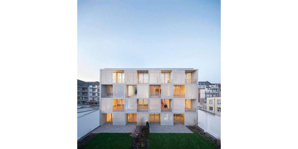 Etagenwohnung Düsseldorf Friedrichstadt - 2 Zimmer, 93 m&sup2;, 1.674&euro; | Angebot:25760537