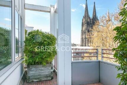 Penthouse-Masionette - Büro mit Domblick