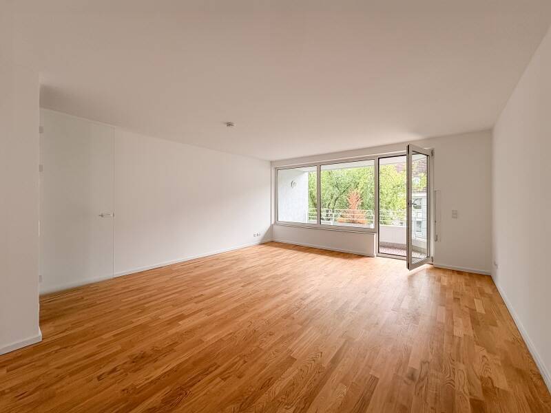 Modernes Wohnen neu definiert: Hochwertige, kernsanierte Wohnung im Erstbezug