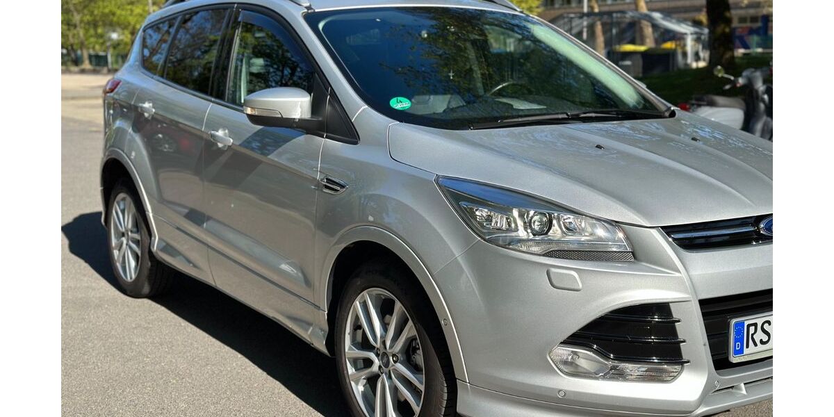 Ford Kuga 115.000 km 11.300 &euro; Remscheid 42897