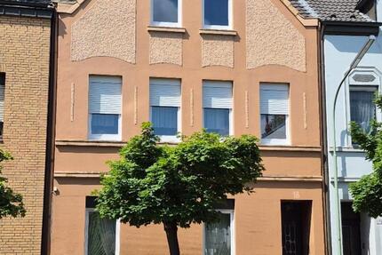 Haus Neuss Augustinusviertel - 9 Zimmer, 165 m&sup2;, 435.000&euro; | Angebot:25161751