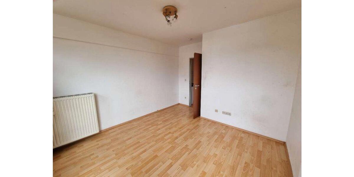 Etagenwohnung Düsseldorf Oberbilk - 1 Zimmer, 22 m&sup2;, 99.999&euro; | Angebot:27024022