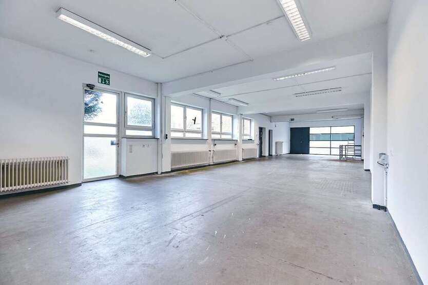 Halle in Remscheid 650.000 € 286 m²