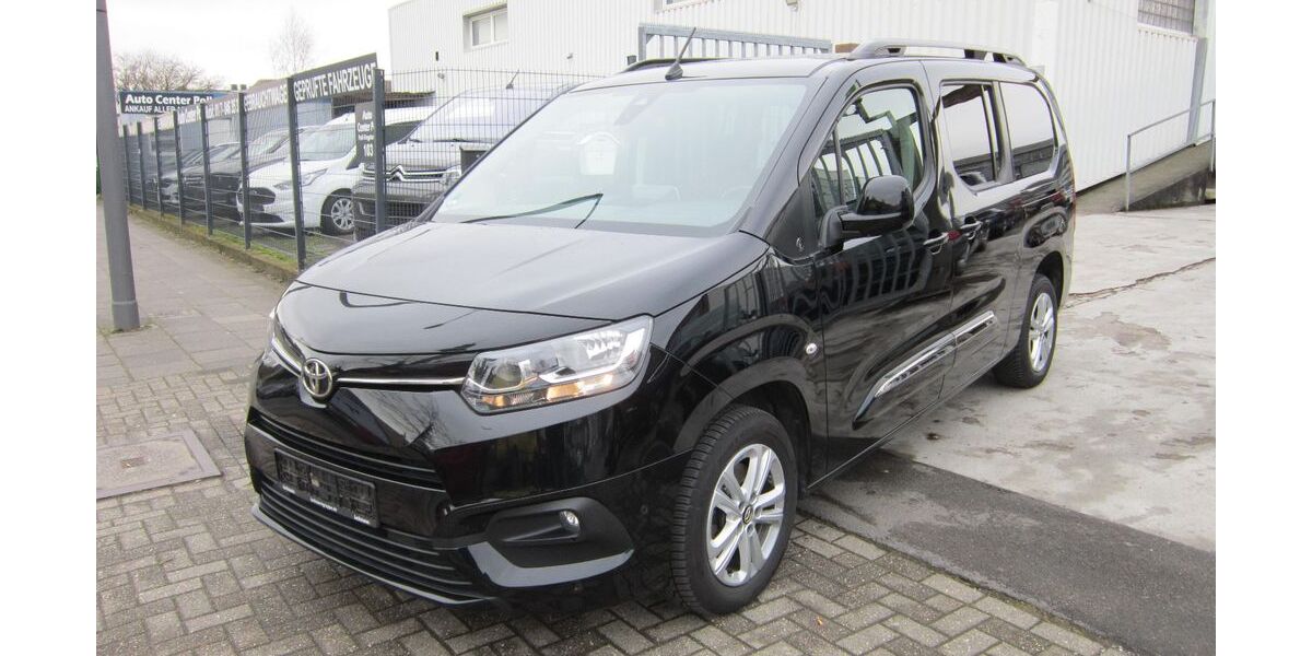 Toyota Proace City 169.500 km 18.990 &euro; Köln 51105
