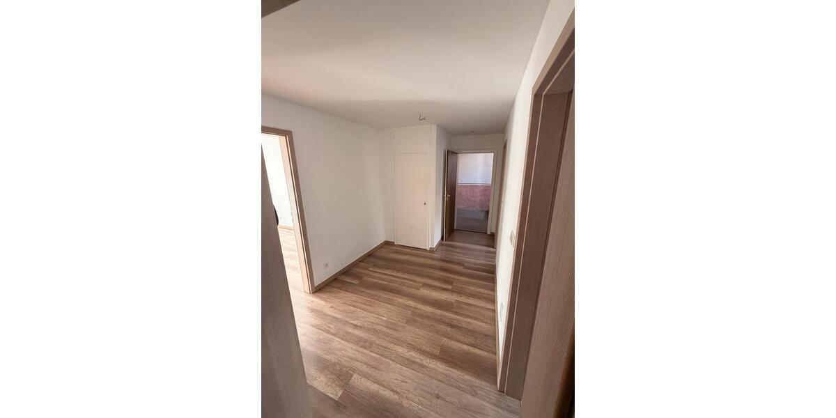 Erdgeschoßwohnung Remscheid Lüttringhausen - 3.5 Zimmer, 62 m&sup2;, 680&euro; | Angebot:24729845