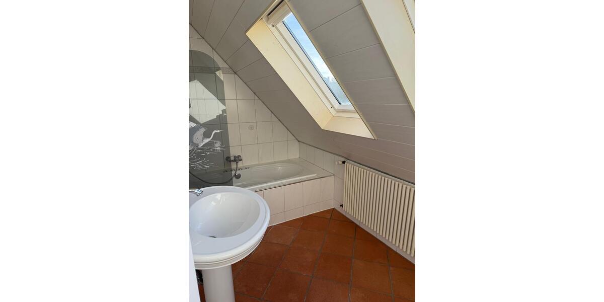 Einfamilienhaus Wipperfürth - 6 Zimmer, 105 m&sup2;, 1.100&euro; | Angebot:24848111