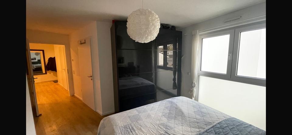 Etagenwohnung Solingen Höhscheid - 3 Zimmer, 91 m&sup2;, 1.330&euro; | Angebot:24851514