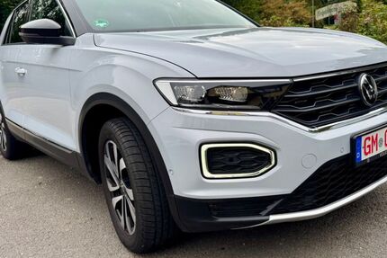 VW T-Roc 61.000 km 19.799 € Engelskirchen 51766