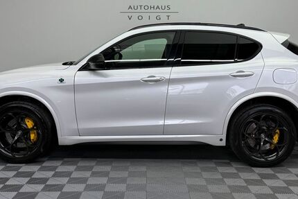 Alfa Romeo Stelvio 67.000 km 54.900 &euro; Radevormwald 42477