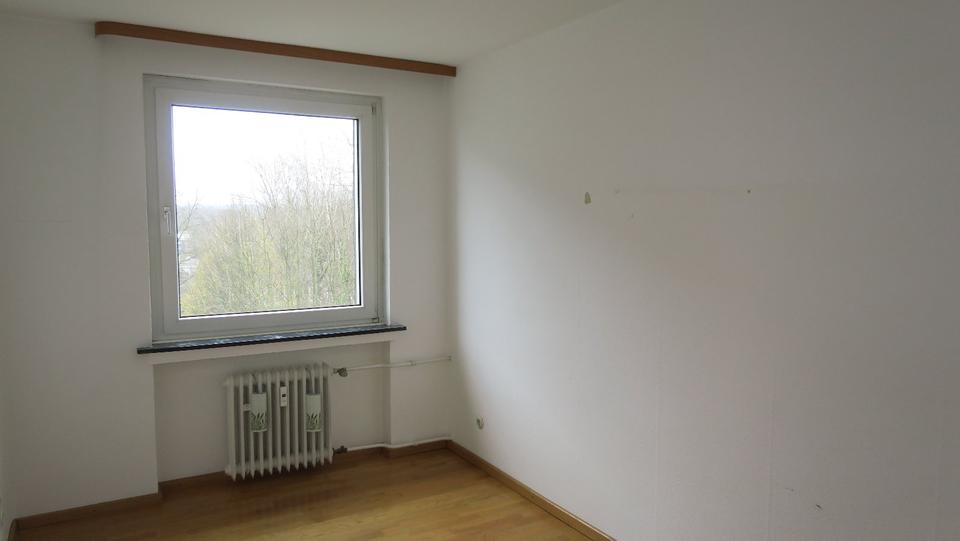 Etagenwohnung Heiligenhaus - 4 Zimmer, 105 m&sup2;, 950&euro; | Angebot:24801778