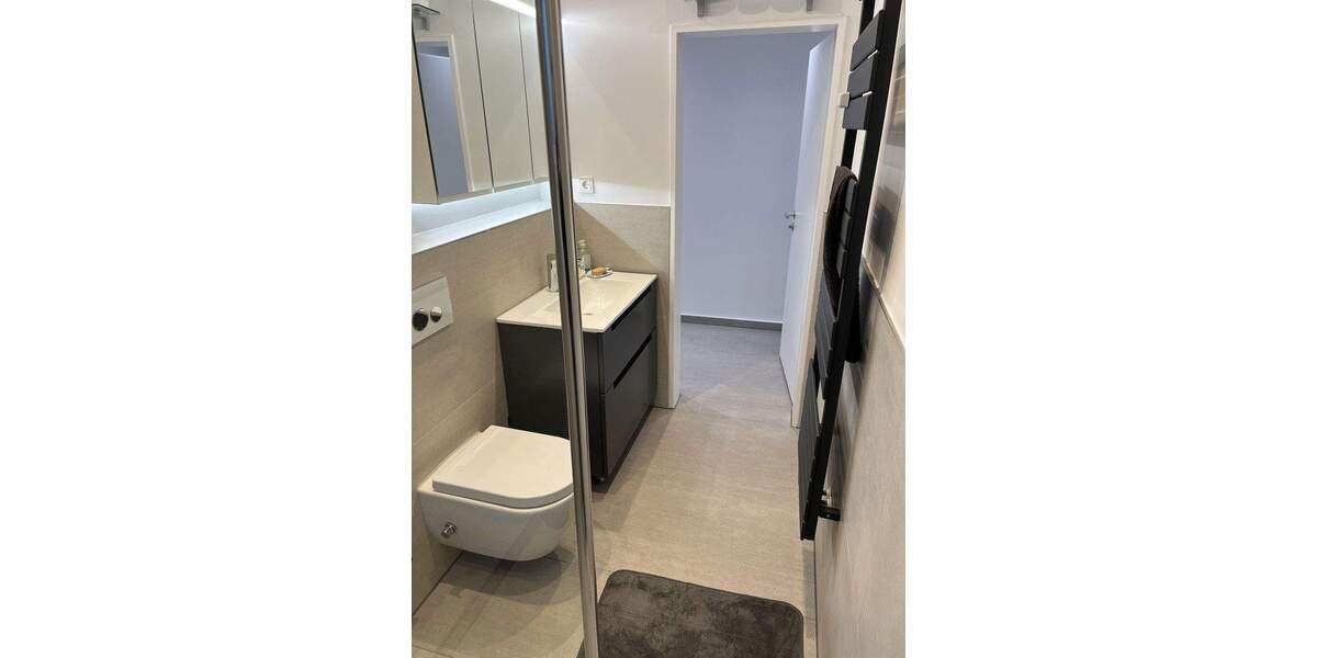 Etagenwohnung Düsseldorf Golzheim - 2 Zimmer, 50 m&sup2;, 1.110&euro; | Angebot:24820738