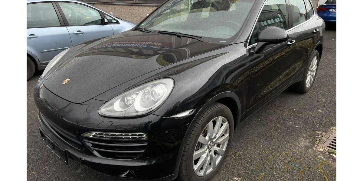 Porsche Cayenne 201.000 km 15.290 &euro; Köln 50739