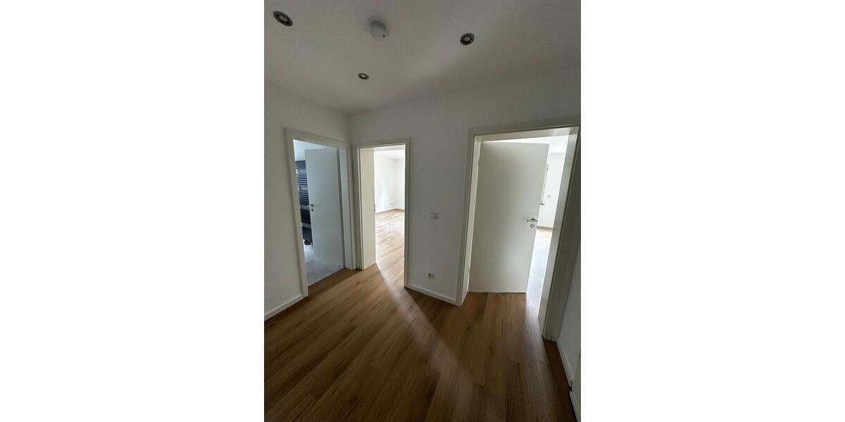 Etagenwohnung Wuppertal Gemarkung Ronsdorf - 2 Zimmer, 69 m&sup2;, 709&euro; | Angebot:24715790