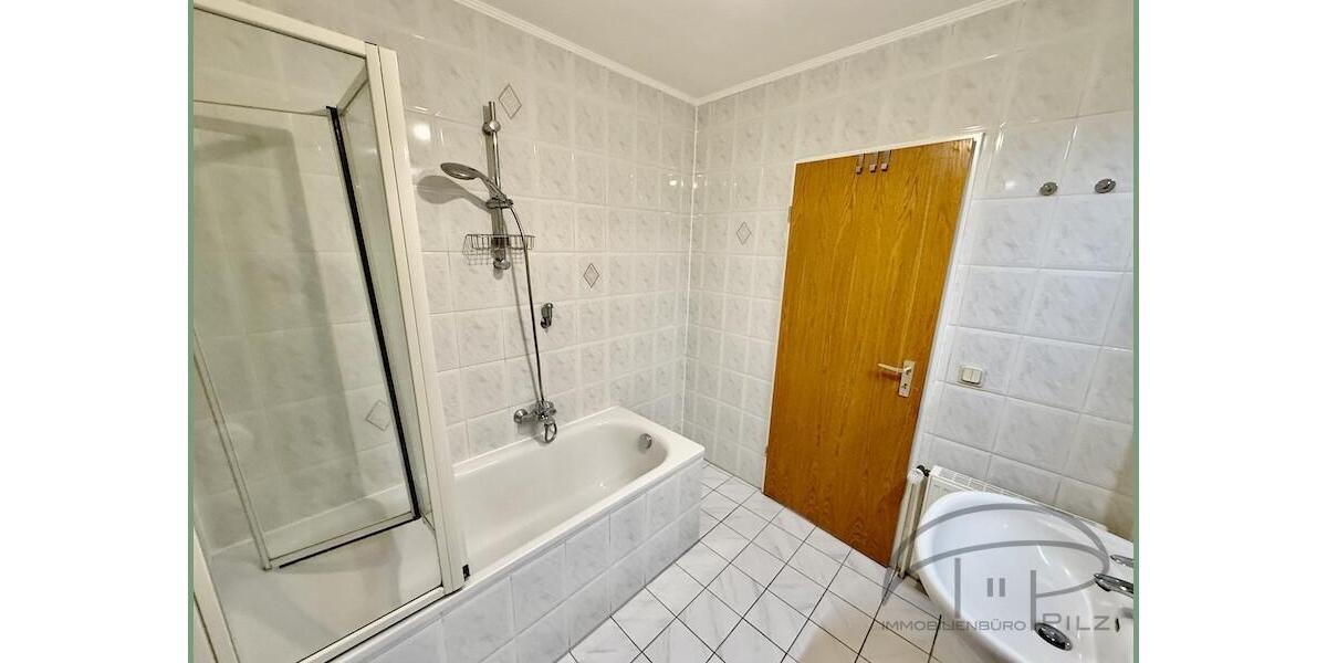 Etagenwohnung Dormagen Hackenbroich - 3 Zimmer, 68 m&sup2;, 840&euro; | Angebot:25906415