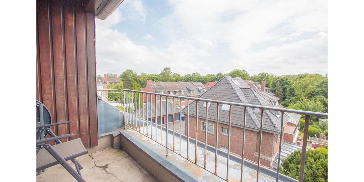 Charmante Dachgeschosswohnung in Zentraler Lage von Neuss 2 zimmer