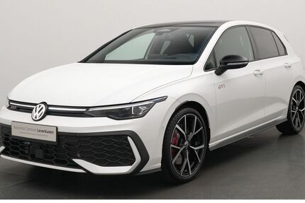 VW Golf 1.009 km 46.980 &euro; Leverkusen 51379