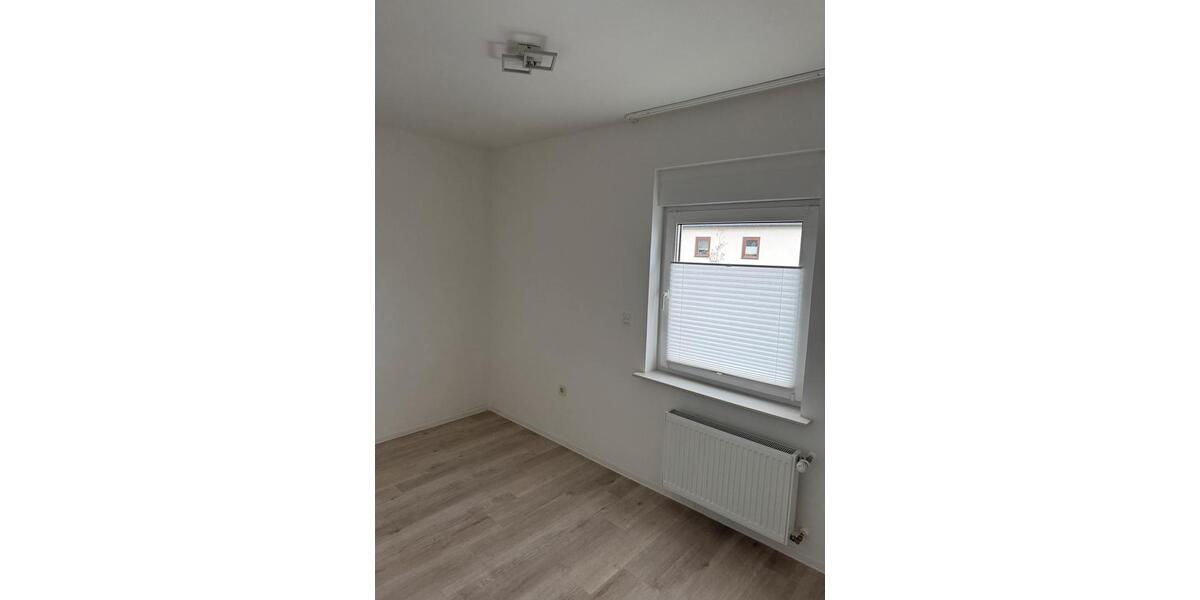 Etagenwohnung Neuss Furth-Mitte - 3 Zimmer, 60 m&sup2;, 1.300&euro; | Angebot:24740019