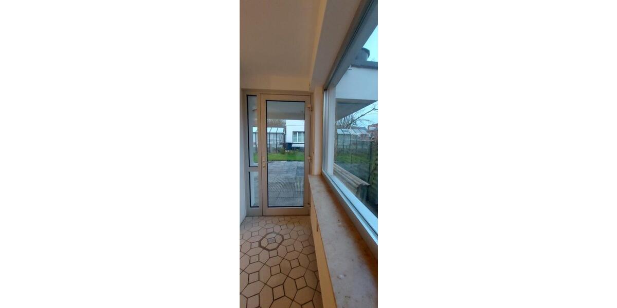 Erdgeschoßwohnung Solingen Central - 2 Zimmer, 86 m&sup2;, 1.000&euro; | Angebot:26367908