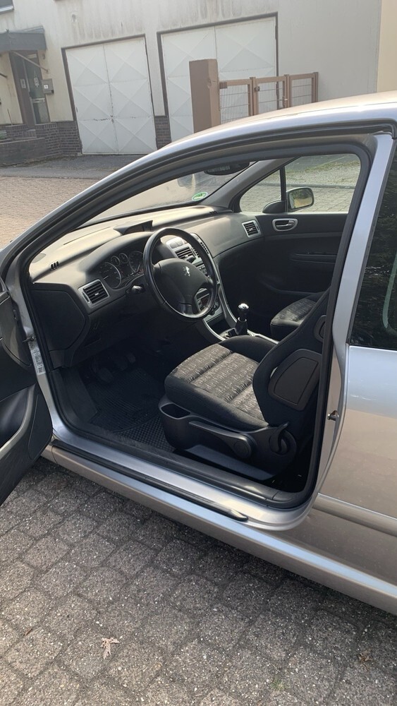 Peugeot 307 87.000 km 2.250 € Leverkusen 51373